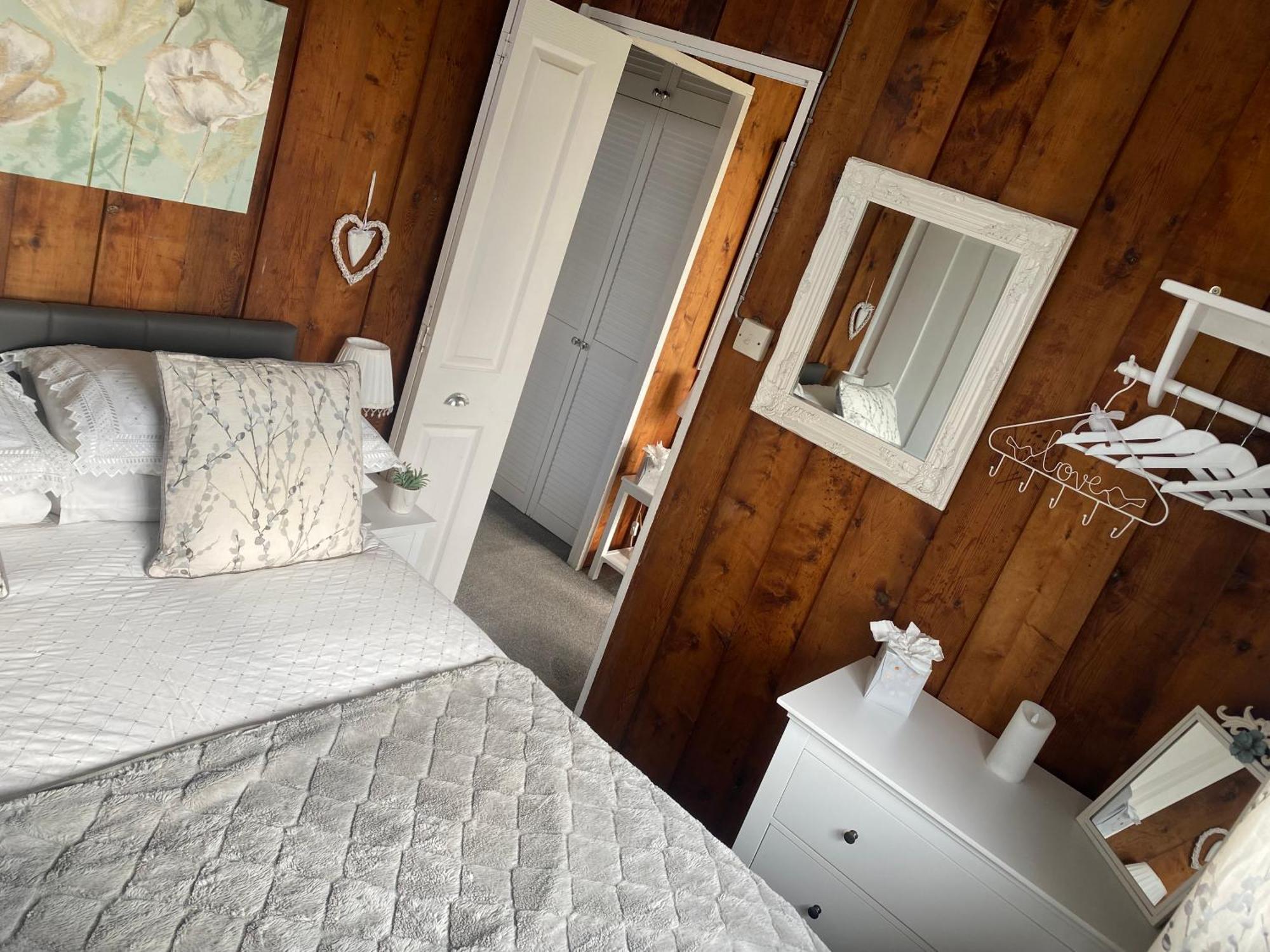 Chalet Thirty Two Seaton  Bagian luar foto